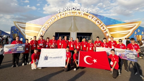 Eskişehirli öğrenciler TEKNOFEST’te 4 Türkiye derecesi elde etti